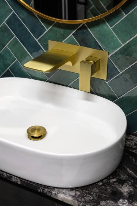 1Lsr - High-End Luxury 2 Bed Designer Apartment ロンドン エクステリア 写真